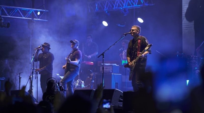 El Indio Solari dijo presente en el recital de "Los fundamentalistas del aire acondicionado" para Martín Carrizo.
