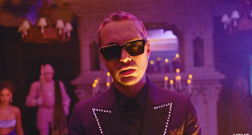 J BALVIN LANZÓ "MORADO", SU NUEVO SINGLE Y VIDEO