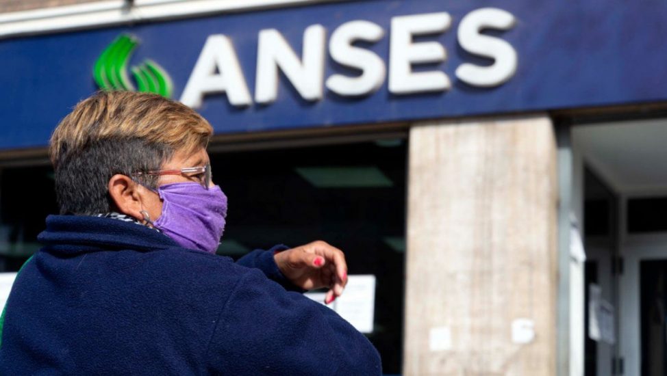 ANSES jubilará mujeres sin aportes suficientes 