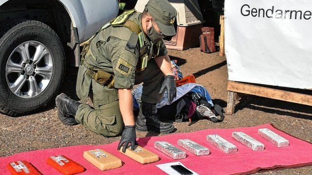 91 kilos de marihuana en dos colectivos: 5 detenidos