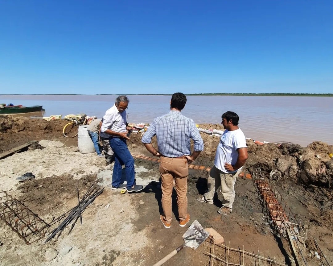 Sarubi recorrió los trabajos de la nueva baja de lancha municipal