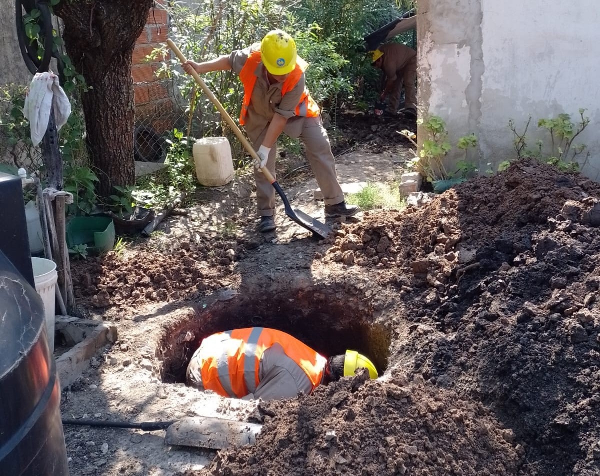 San Gustavo trabaja en 40 conexiones intradomiciliarias de cloacas
