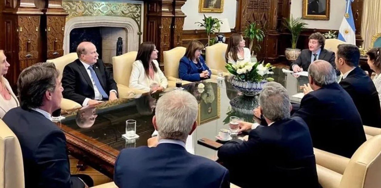 Milei pulió el plan de ajuste con Luis Caputo y le pidió a su Gabinete un recorte adicional del 10 por ciento en cada ministerio